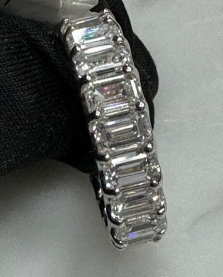 Emerald Cut Diamond Eternity Band (Lab Grown)