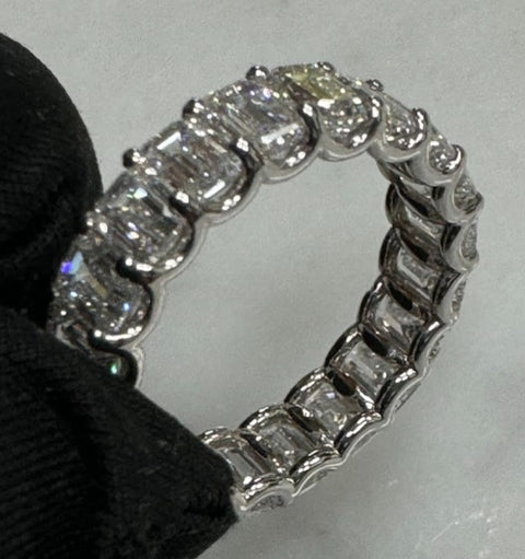 Emerald Cut Diamond Eternity Band (Lab Grown)